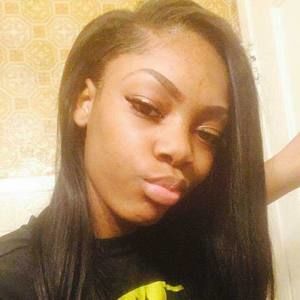 Meet your Posher, Terriana